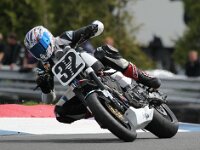2011-06-19 Knockhill BSBK 0041